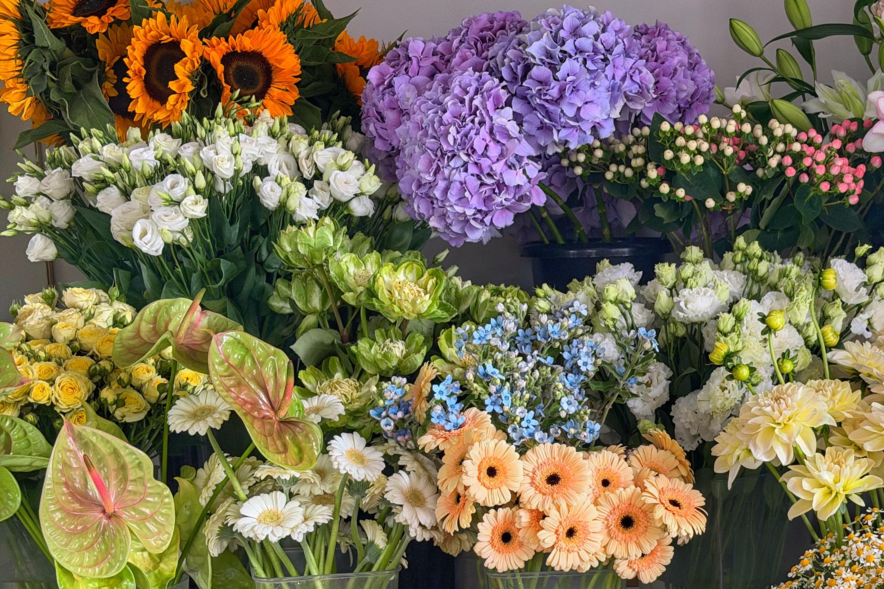 Доставка цветов во Владимире — заказать букет | Amour Flora