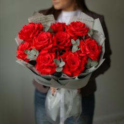алый